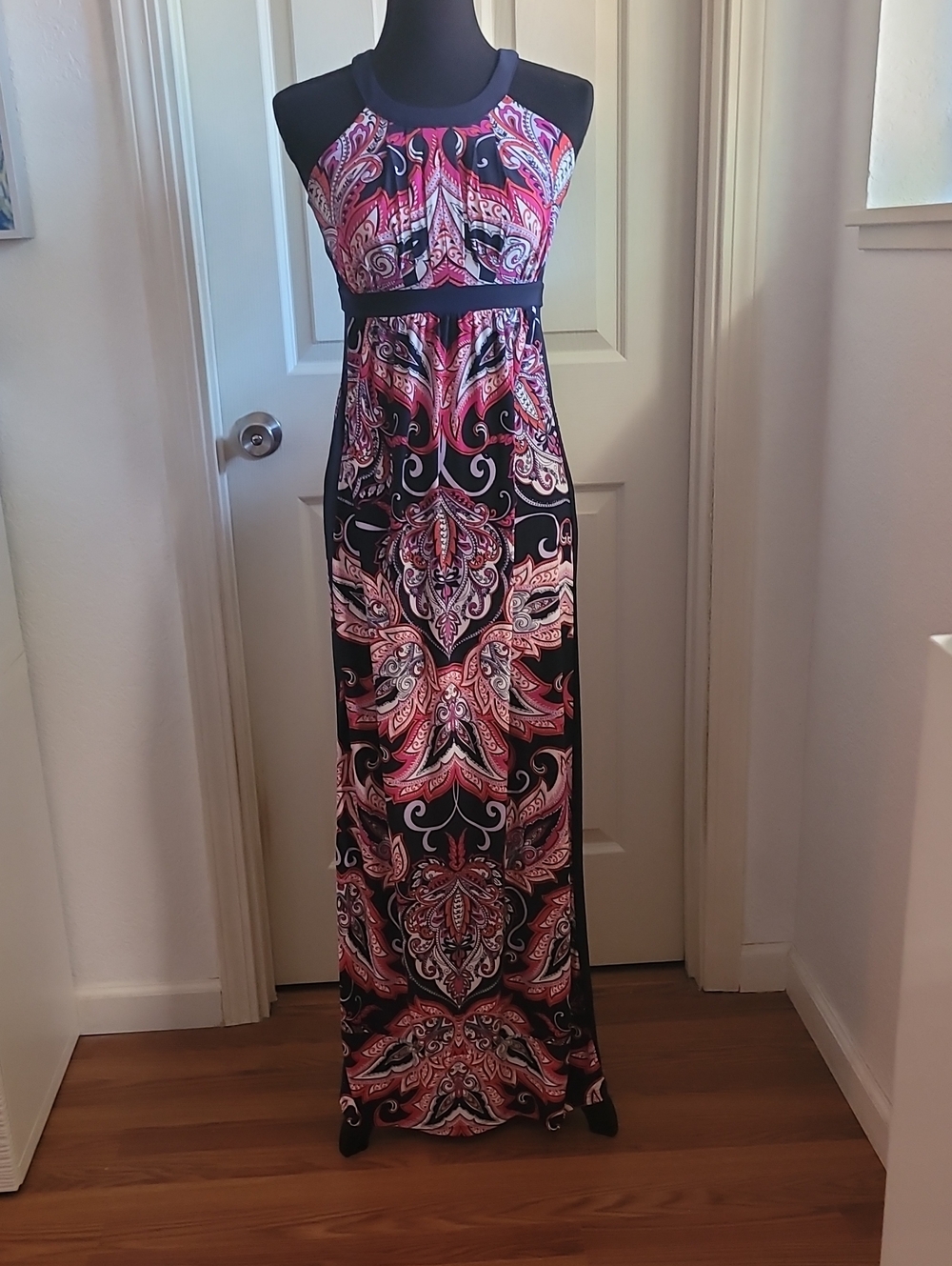 INC International Concepts Pink NAVY BLUE Paisley Halter Maxi Dress XS STRETCHY